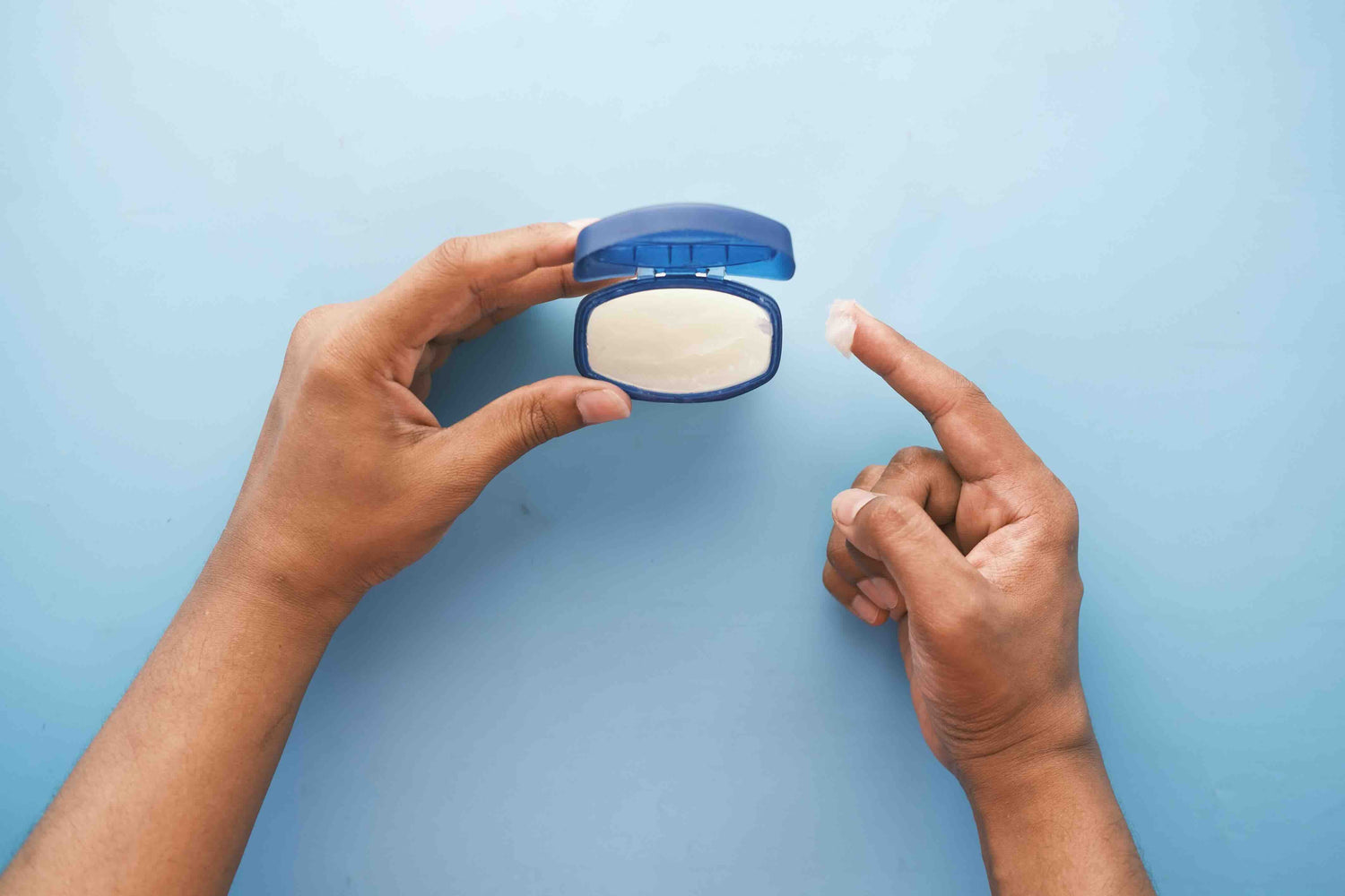 Vaseline voor wimpers - Vaseline op vingers